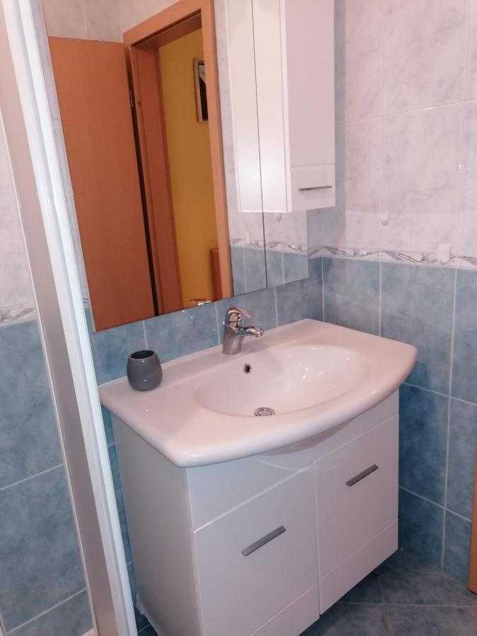 Apartman Bruna Новиград Экстерьер фото